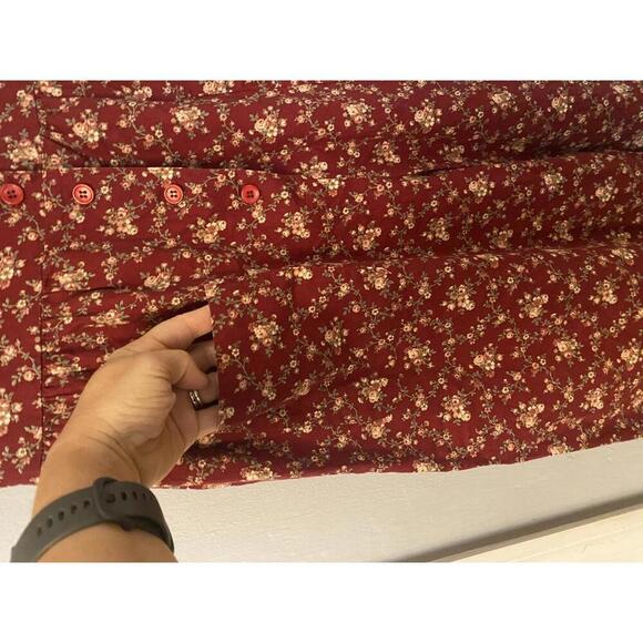 Vintage Red Floral Sleeveless Button-Front Jumpsuit with Pockets - Picture 4 of 11